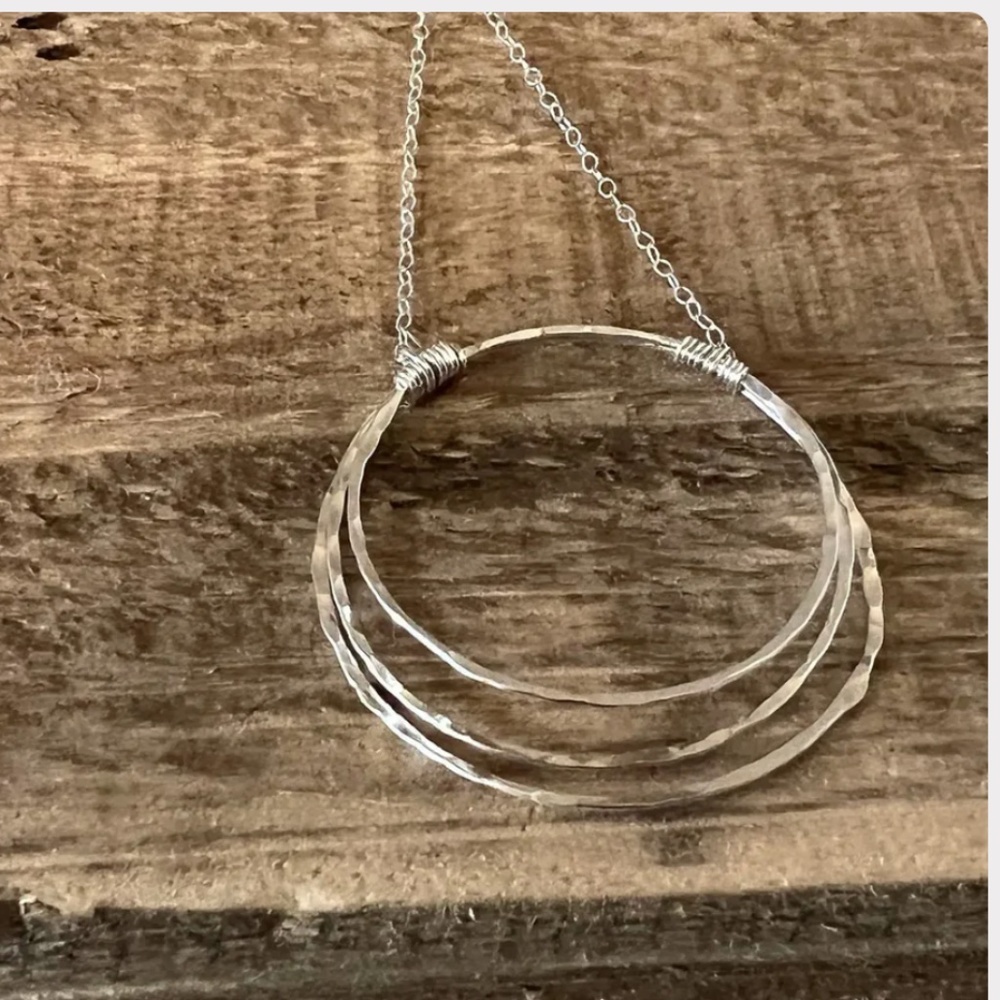 Circle Necklace Silver